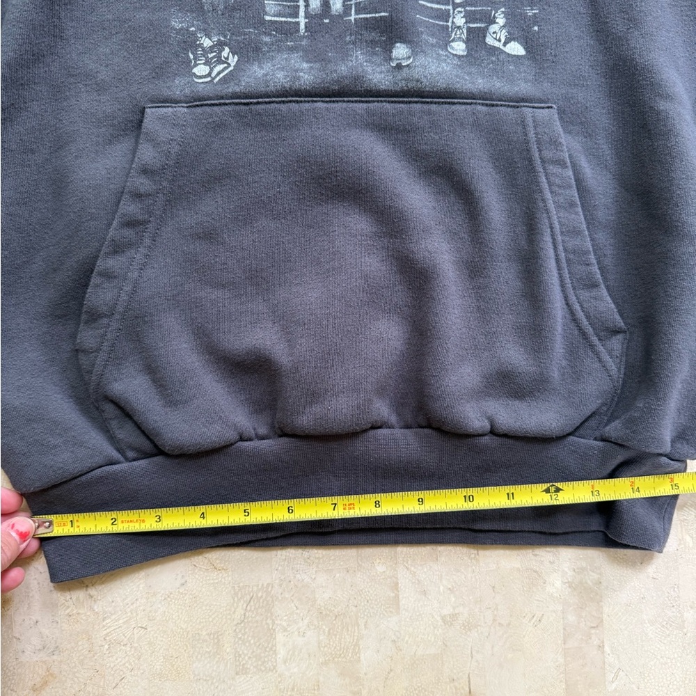 Red Hot Chili Peppers Unlimited Love World Tour 2022-2023 Merch Hoodie Mens S - Picture 9 of 11